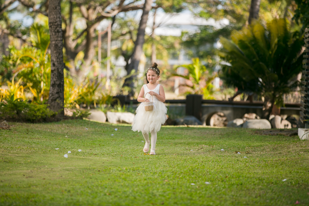 White wedding photoshoot at Hilton Fiji Beach Resort and Spa by Cheer Wedding Photography