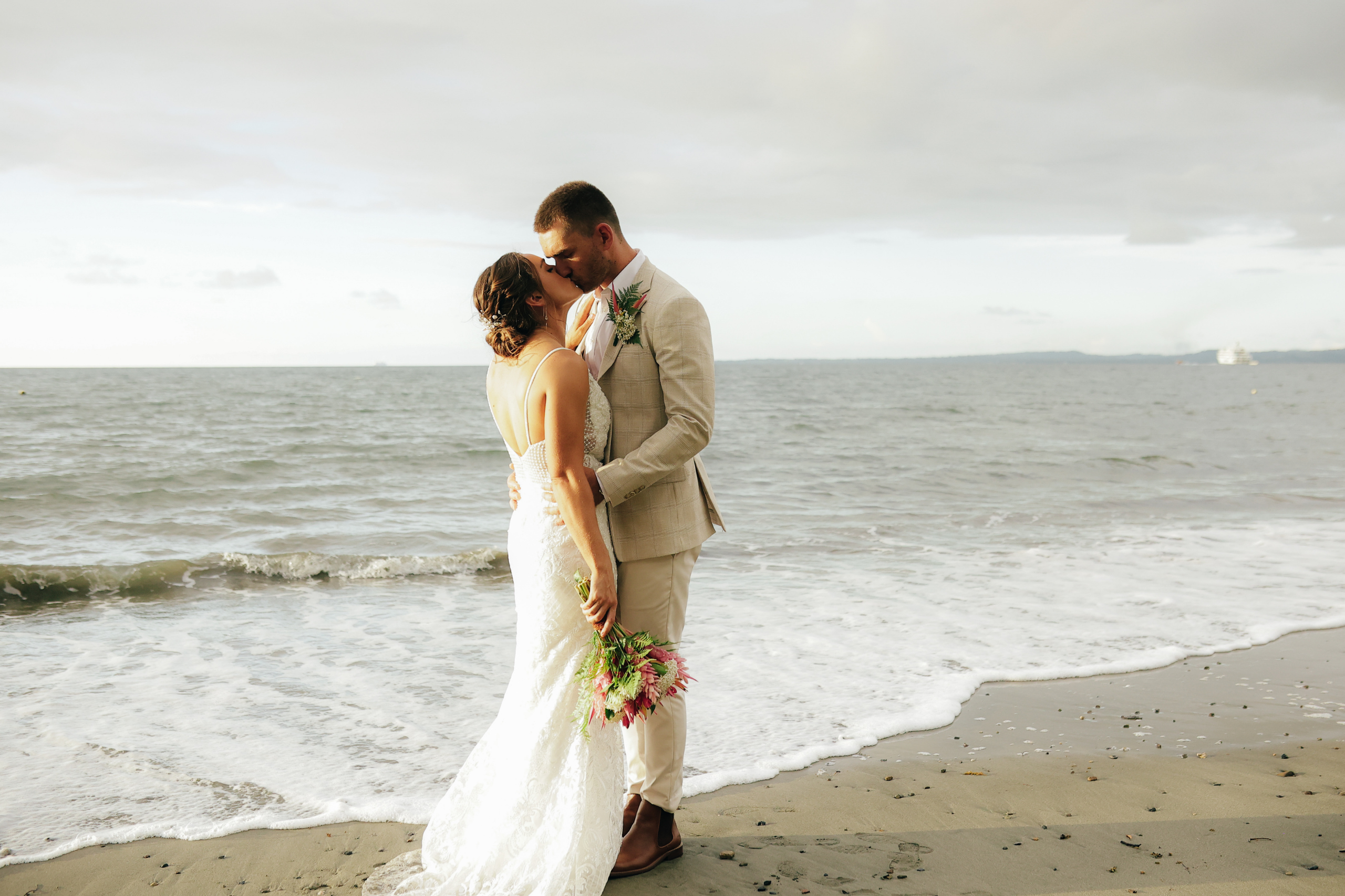 Cheer Wedding Photography at Sofitel Fiji