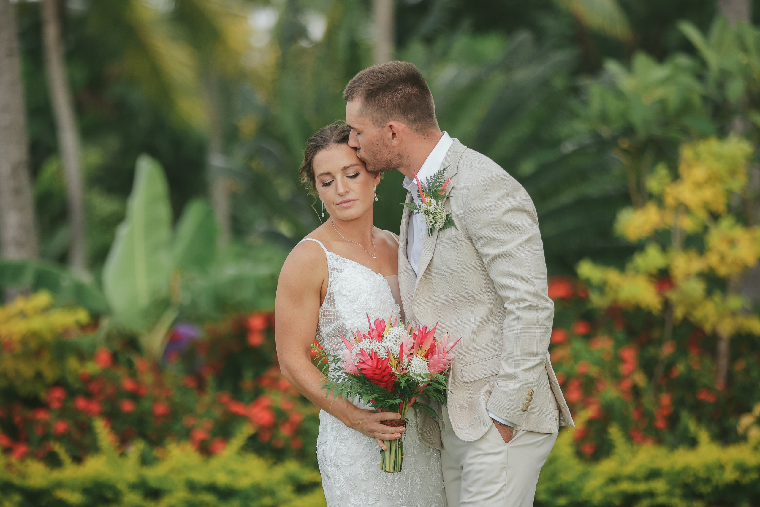 Cheer Wedding Photography at Sofitel Fiji
