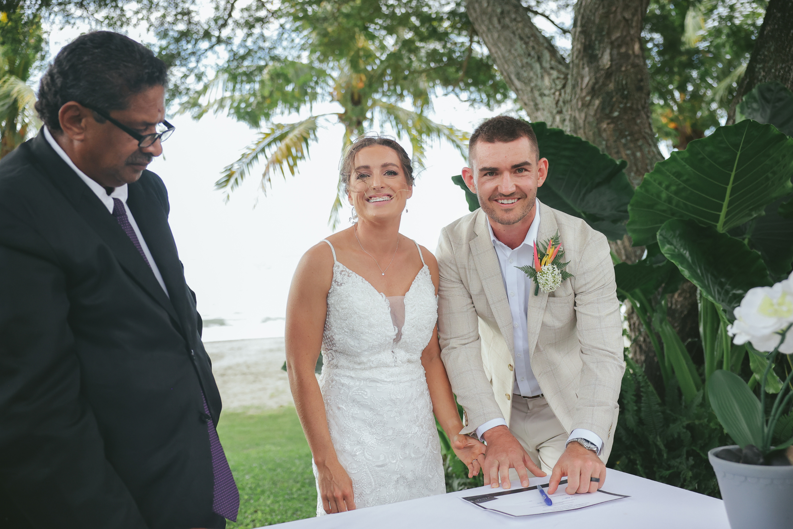 Cheer Wedding Photography at Sofitel Fiji