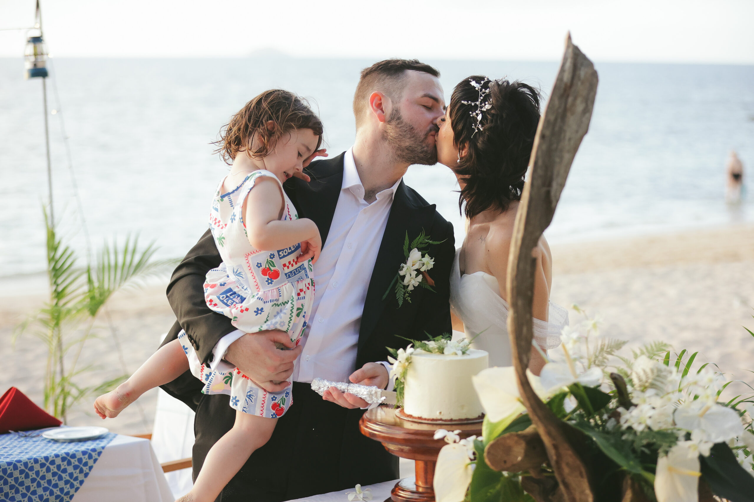 Cheer Wedding Photography at Castaway Island